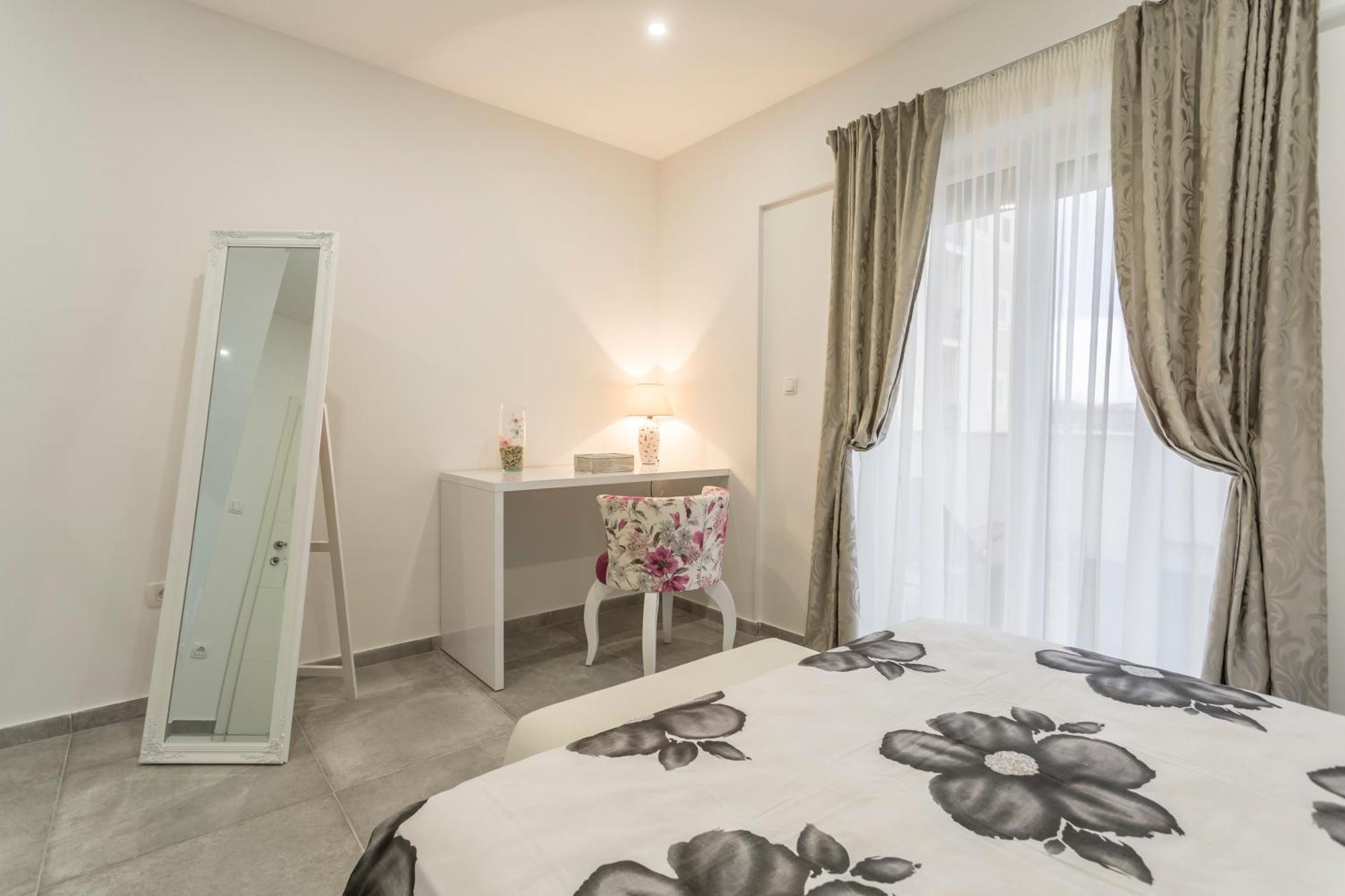 Holiday Apartments Stobrec 2 Сплит Екстериор снимка